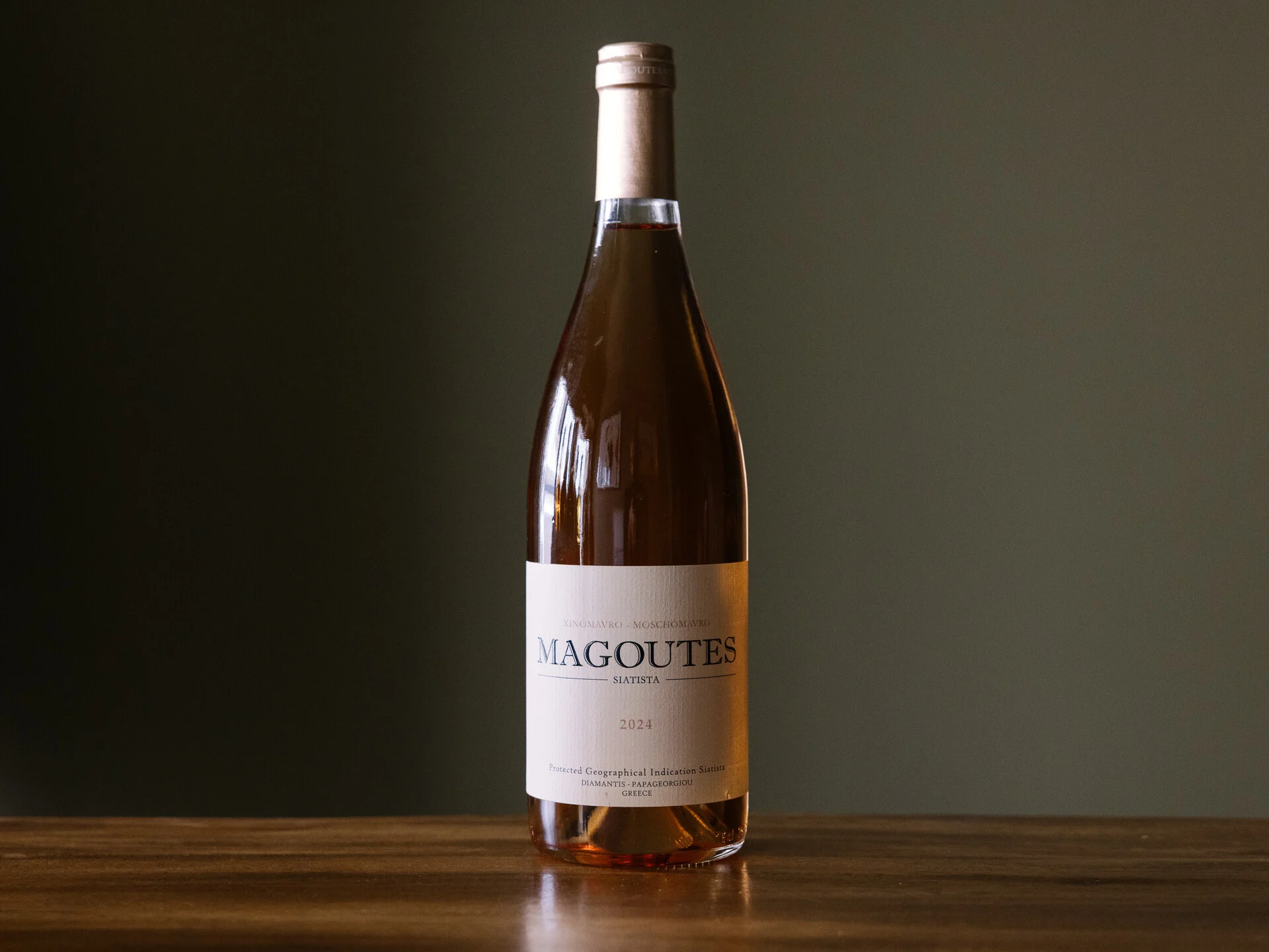 ΜΑΓΚΟΥΤΕΣ ROSÉ / Φωτ.: Πάρις Ταβιτιάν/LIFO